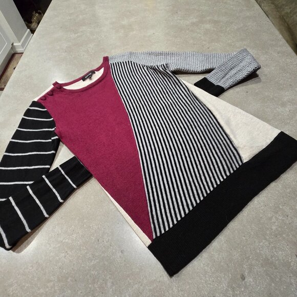 RW&CO. Women's Mixed Multi-Colors/Patterns Long Sleeves Knit Top - Size XS/TP - Picture 6 of 13